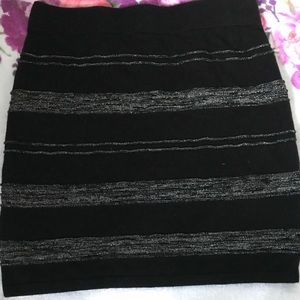 Black and sliver mini skirt